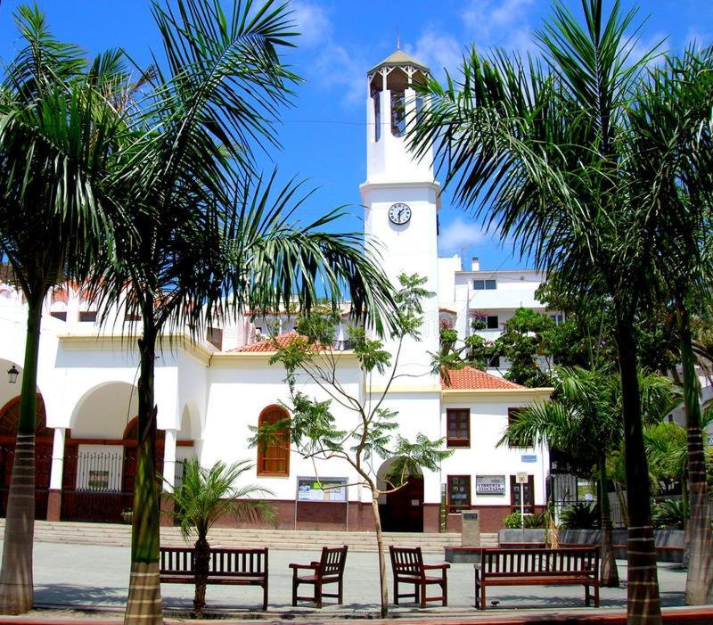 Cristimar - Stunning Vacation Rental Home For Families & Friends Los Cristianos  Exterior photo